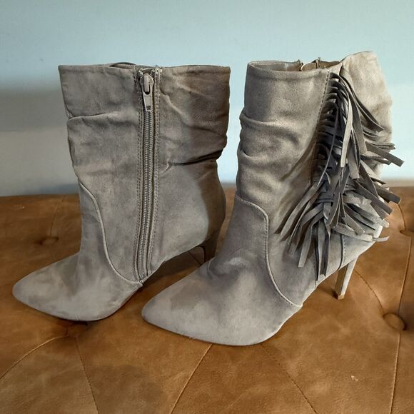 JustFab Womens Posey Booties Taupe Fringe Pointed Toe Slim Heels Side Zip W-US 8 - Picture 2 of 9